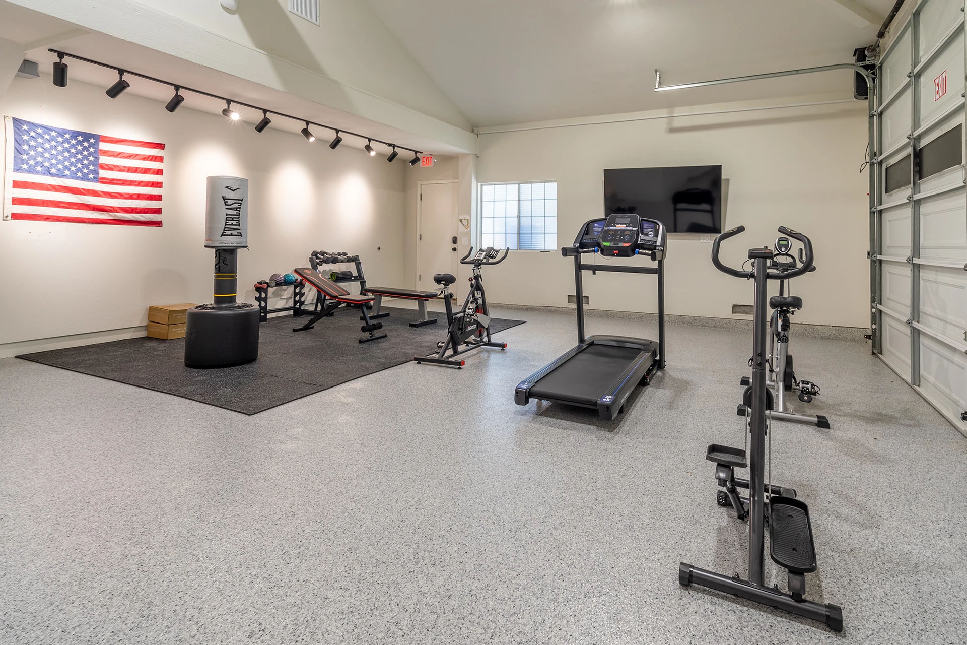Common Areas - iVital-Wellness-Gym.jpg