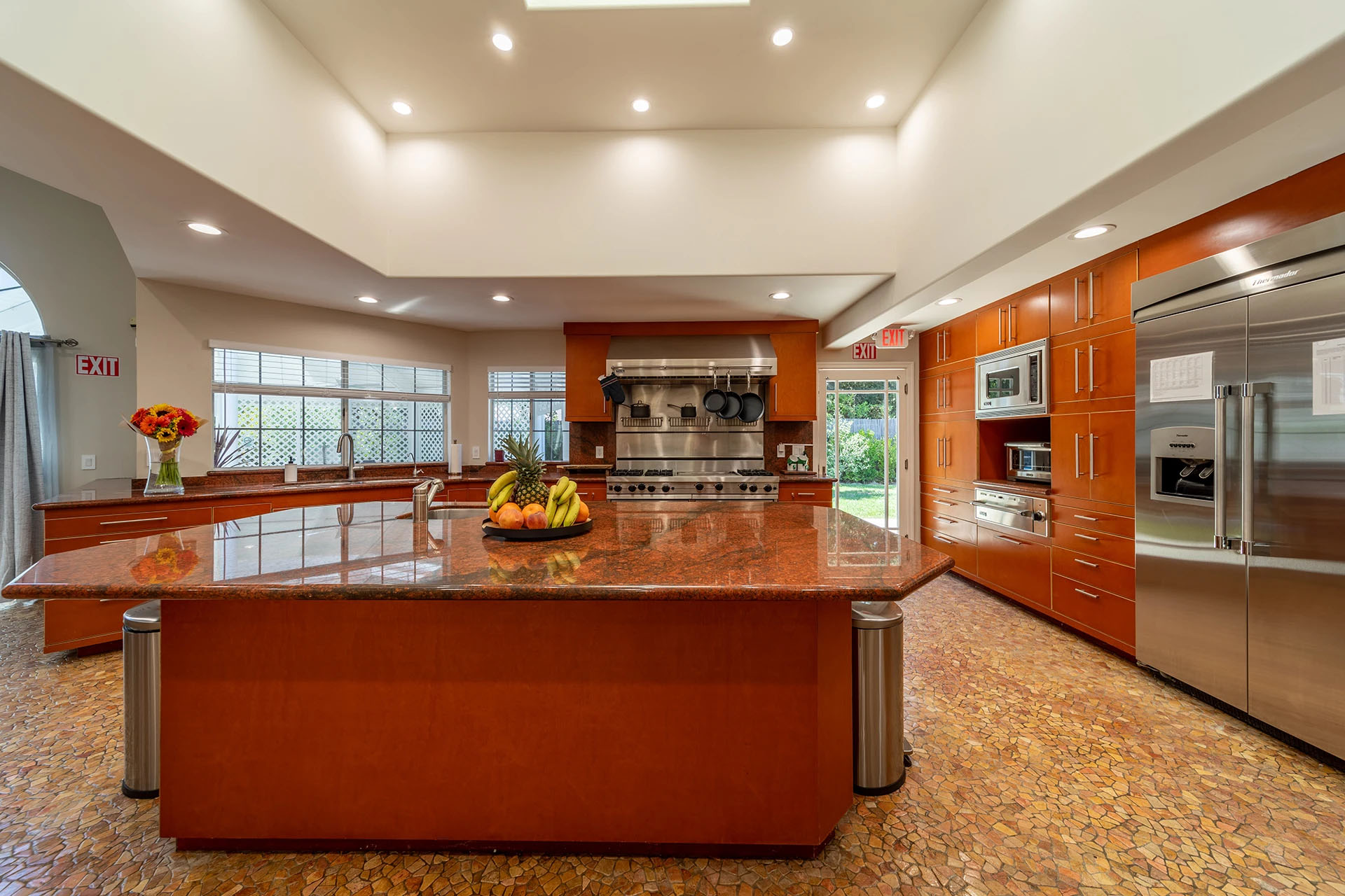 Common Areas - iVital-Wellness-Kitchen2.jpg